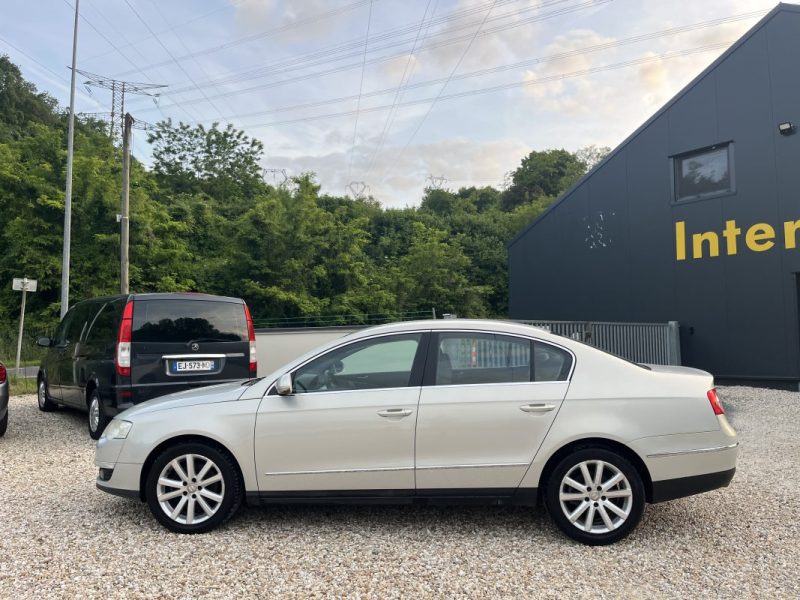VOLKSWAGEN PASSAT 2.0 TDI 110 CV BERLINE CARAT (B6)