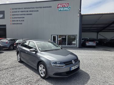VOLKSWAGEN JETTA III 1.6 TDI 105CH CONFORTLINE 2011