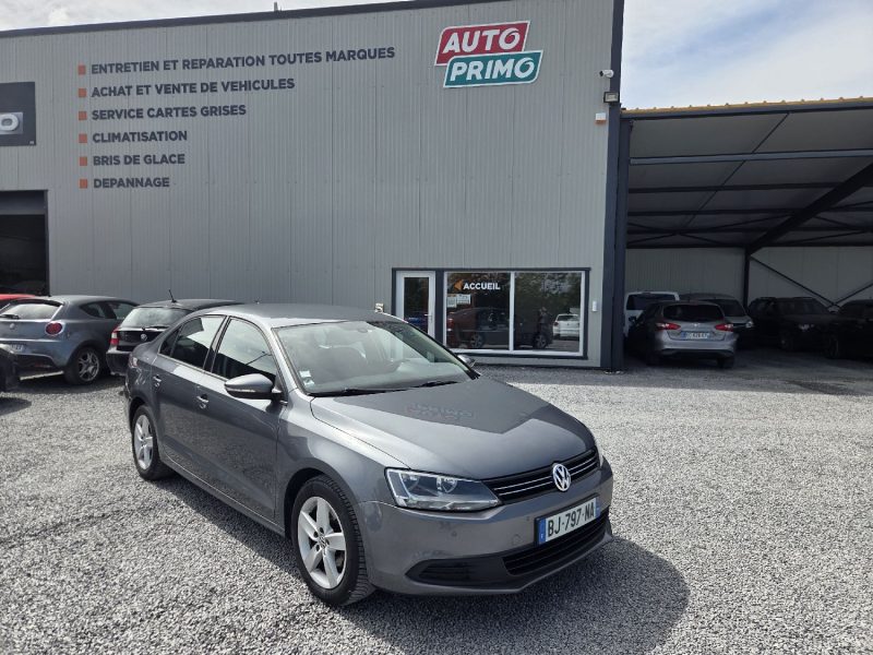 VOLKSWAGEN JETTA III 1.6 TDI 105CH CONFORTLINE 2011