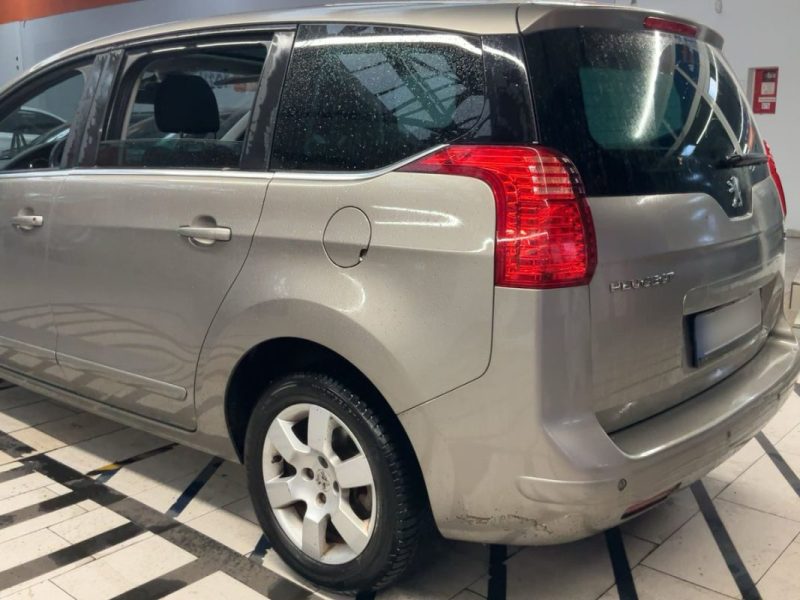 PEUGEOT 5008 2.0 BUSINESS 150 CV 2011