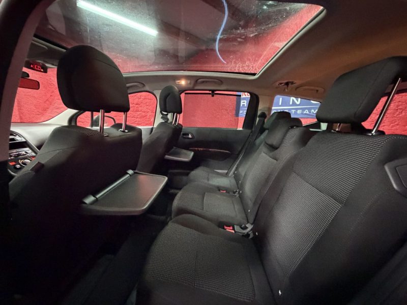 🟢 Peugeot 5008 7 places 2.0 HDI Business-Line 150cv  / Garantie / Toit panoramique / Gps / Bluetoot