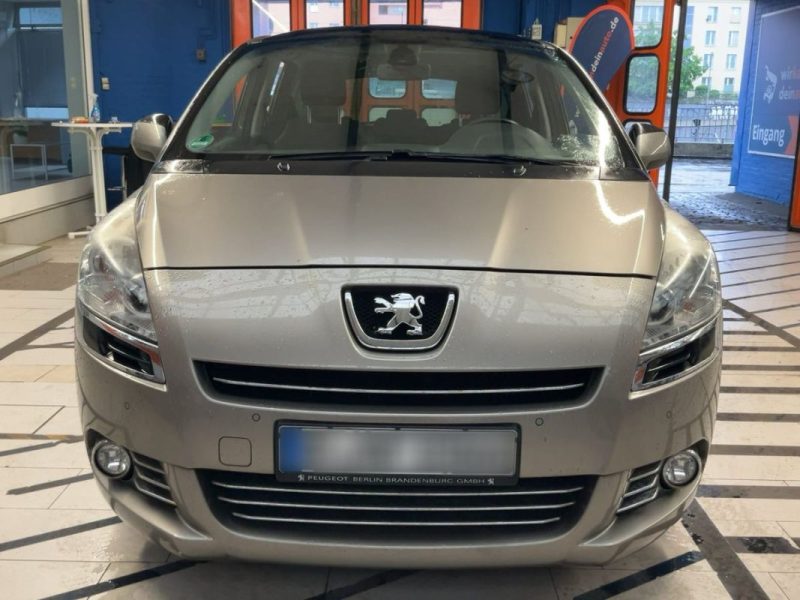 PEUGEOT 5008 2.0 BUSINESS 150 CV 2011