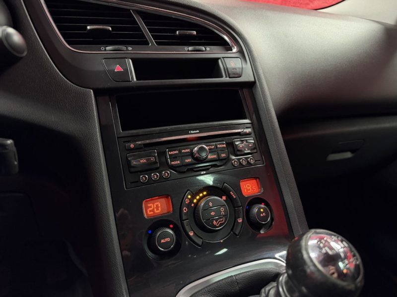 🟢 Peugeot 5008 7 places 2.0 HDI Business-Line 150cv  / Garantie / Toit panoramique / Gps / Bluetoot