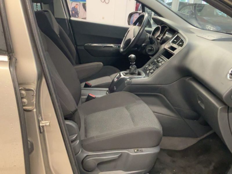 PEUGEOT 5008 2.0 BUSINESS 150 CV 2011
