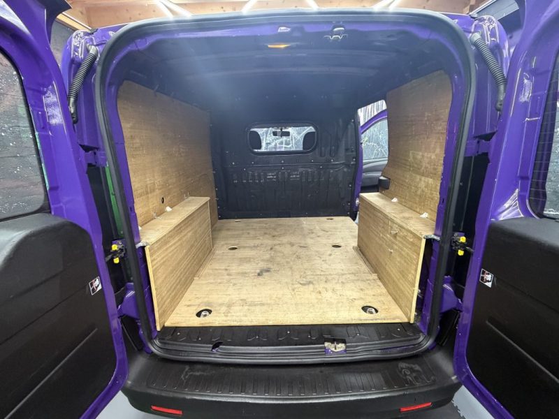 FIAT DOBLO II CARGO 1.3 MULTIJET 90 PACK 2011