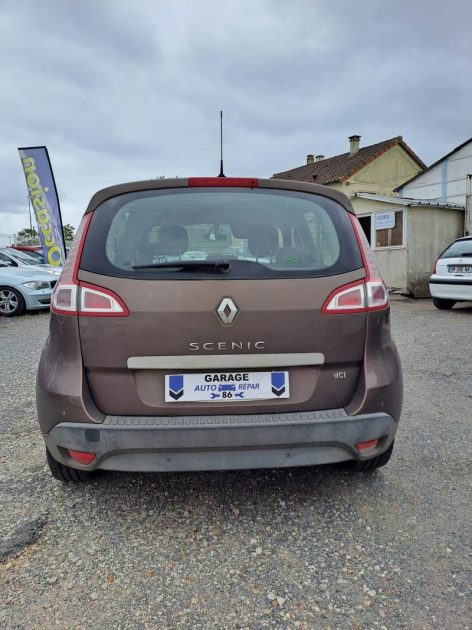 RENAULT SCENICIII 1.5 DCI 110 DYNAMIQUE 2010