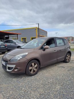 RENAULT SCENICIII 1.5 DCI 110 DYNAMIQUE 2010