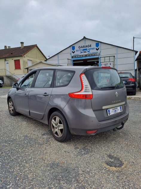 RENAULT GRAND SCÉNIC III 7 PLACES 1.5 DCI 2014
