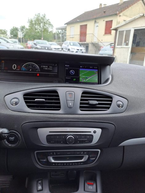 RENAULT GRAND SCÉNIC III 7 PLACES 1.5 DCI 2014