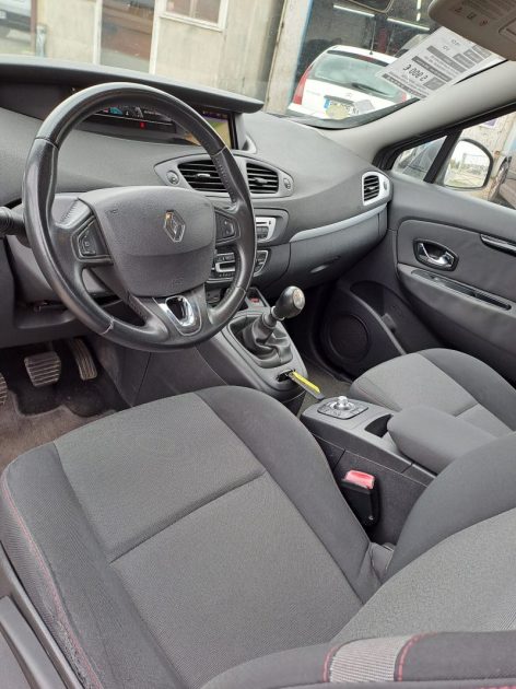 RENAULT GRAND SCÉNIC III 7 PLACES 1.5 DCI 2014