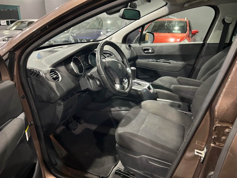 PEUGEOT 5008 1.6 THP 16V 165CH ALLURE 