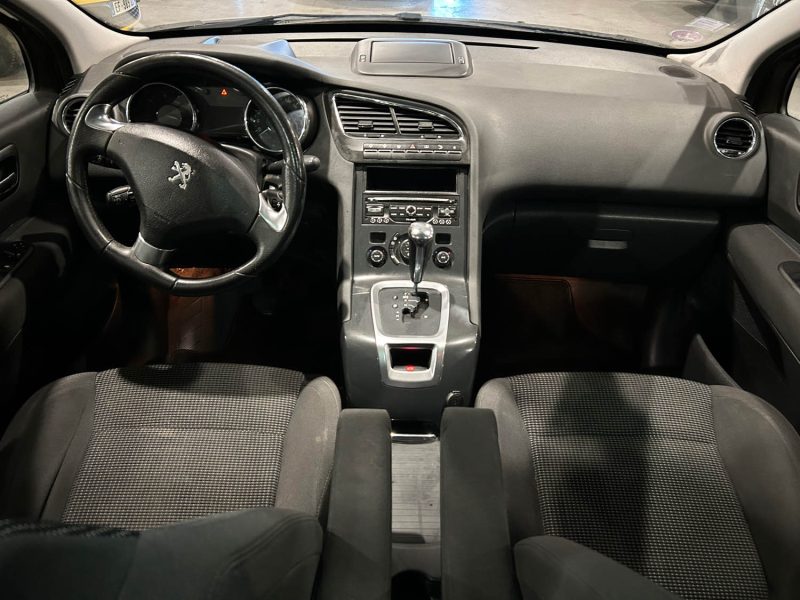 PEUGEOT 5008 1.6 THP 16V 165CH ALLURE 