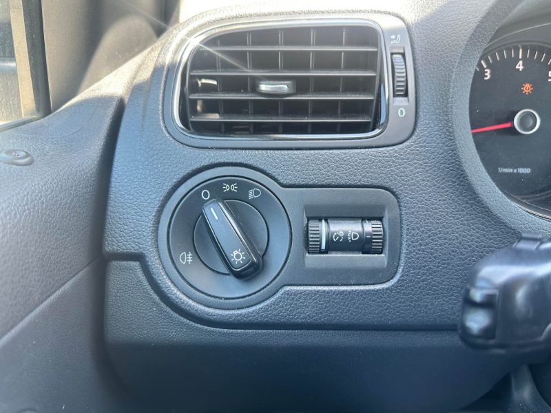 VOLKSWAGEN POLO 1.2 60 TRENDLINE 2011