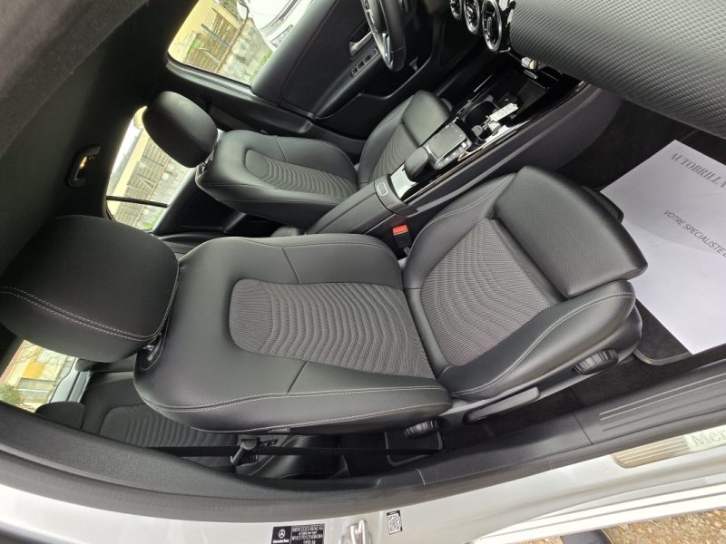 MERCEDES CLASSE A STYLE LINE 2020
