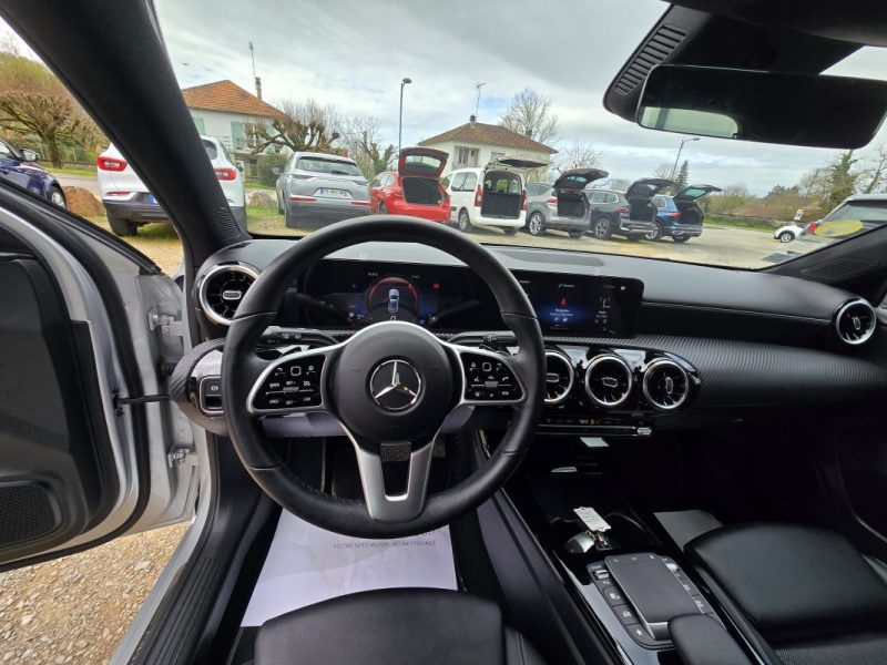 MERCEDES CLASSE A STYLE LINE 2020