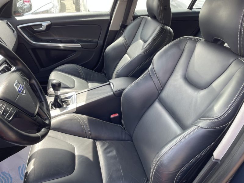 VOLVO V60 D2 115CH START&STOP R-DESIGN 2014