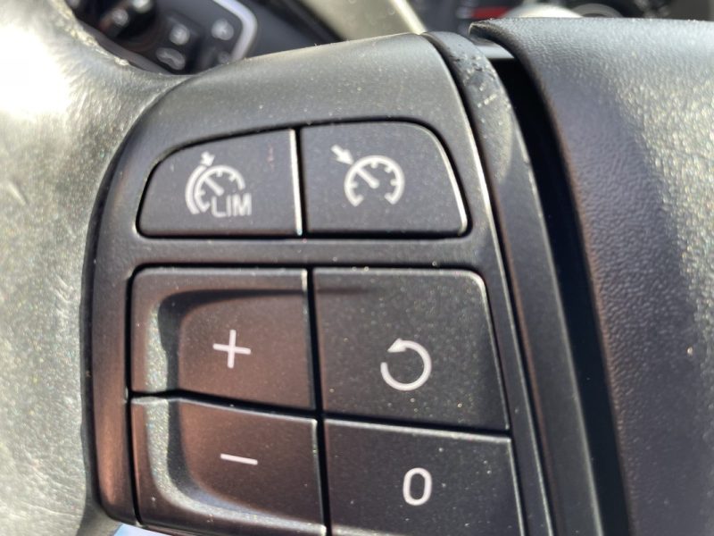 VOLVO V60 D2 115CH START&STOP R-DESIGN 2014