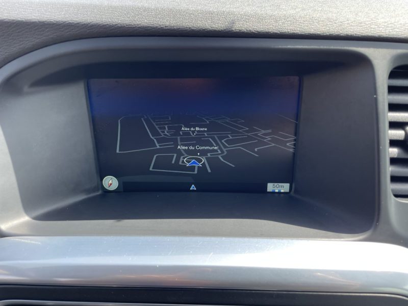 VOLVO V60 D2 115CH START&STOP R-DESIGN 2014