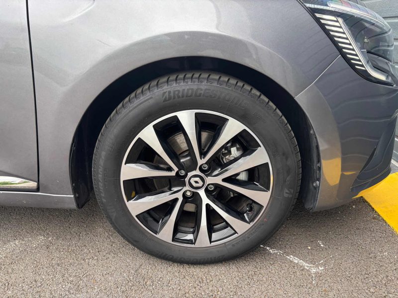 RENAULT CLIO 5 TECHNO 1.6 E-tech 145CH Full Hybrid - Tva Récupérable 
