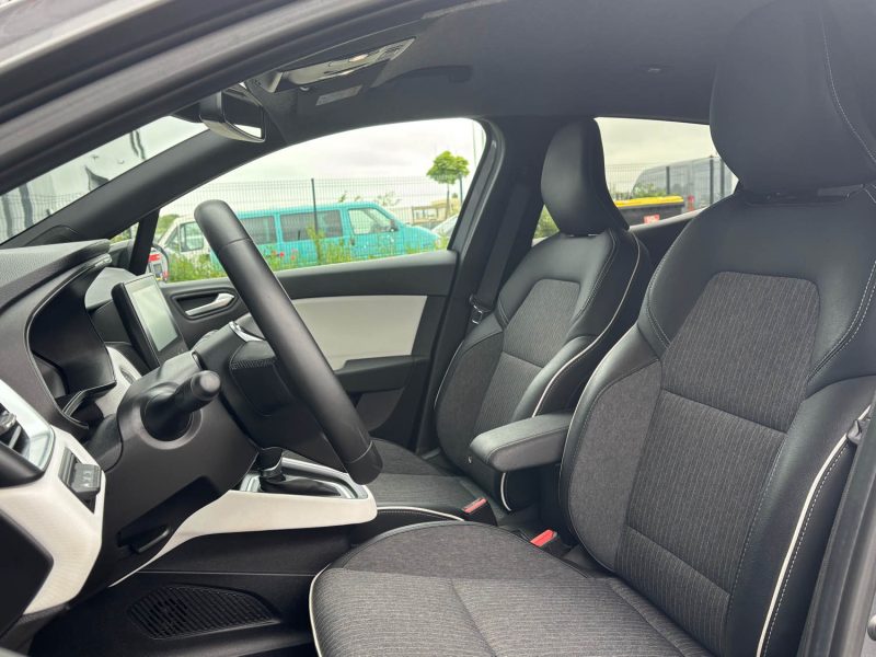 RENAULT CLIO 5 TECHNO 1.6 E-tech 145CH Full Hybrid - Tva Récupérable 