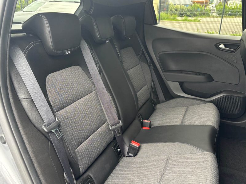 RENAULT CLIO 5 TECHNO 1.6 E-tech 145CH Full Hybrid - Tva Récupérable 