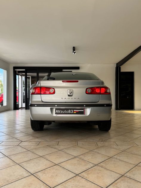 RENAULT  LAGUNA  1.6 110Cv 16V - Emotion - Garantie 12mois ou 15.000km 