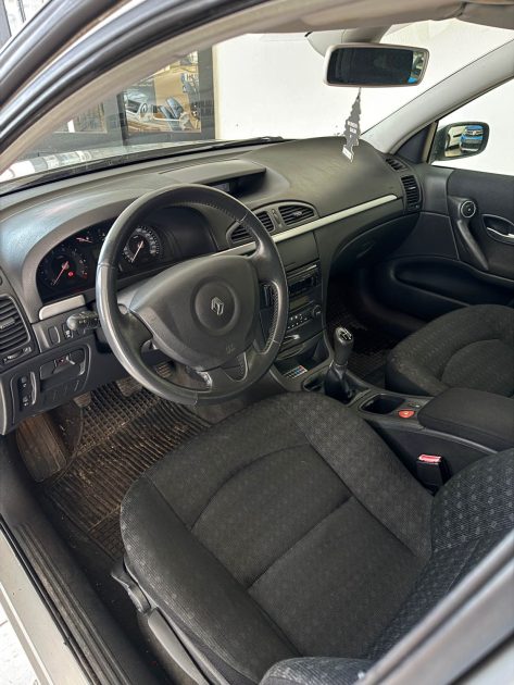 RENAULT  LAGUNA  1.6 110Cv 16V - Emotion - Garantie 12mois ou 15.000km 