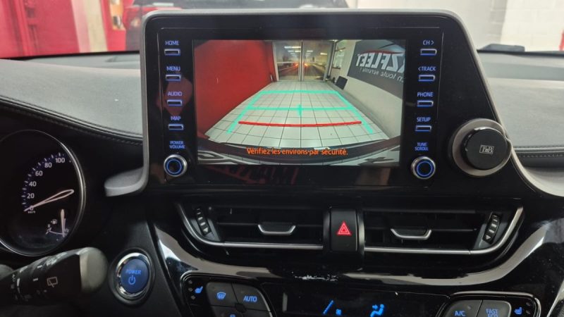 TOYOTA C-HR SUV PHASE 2 HYBRIDE 1.8 DYNAMIC BUSINESS 122cv/1 ERE MAIN/TVA RECUPERABLE