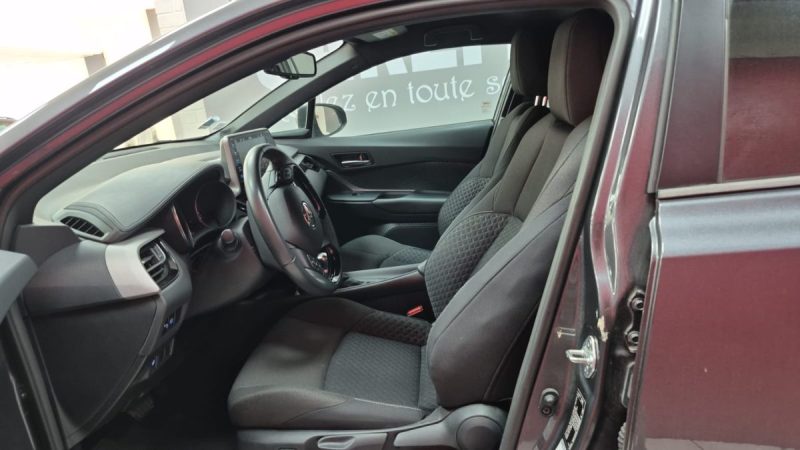 TOYOTA C-HR SUV PHASE 2 HYBRIDE 2.0 DYNAMIC BUSINESS 184cv/1 ERE MAIN/TVA RECUPERABLE