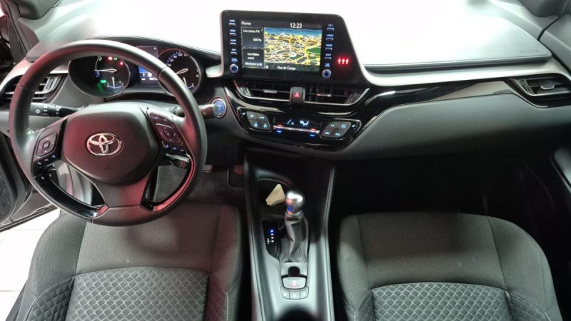 TOYOTA C-HR SUV PHASE 2 HYBRIDE 2.0 DYNAMIC BUSINESS 184cv/1 ERE MAIN/TVA RECUPERABLE