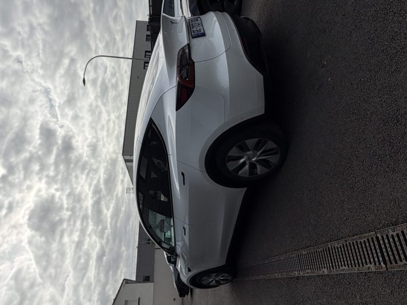 TESLA MODEL Y LONG RANGE AWD 2022