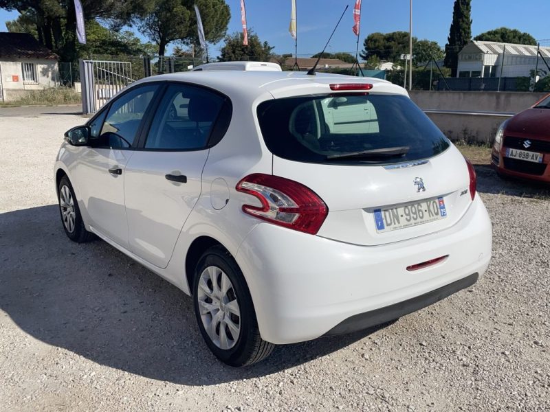 PEUGEOT 208 1.4 HDI 68CV