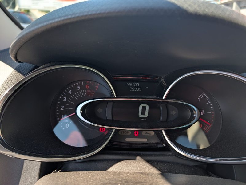 RENAULT CLIO IV 1.2TCE 120 INTENS 1ERE MAIN  FULL OPTIONS EXCELLENT ETAT GARANTIE 12 MOIS