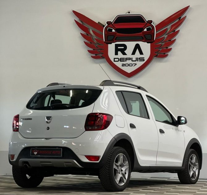 DACIA SANDERO 1.0 90CH STEPWAY 