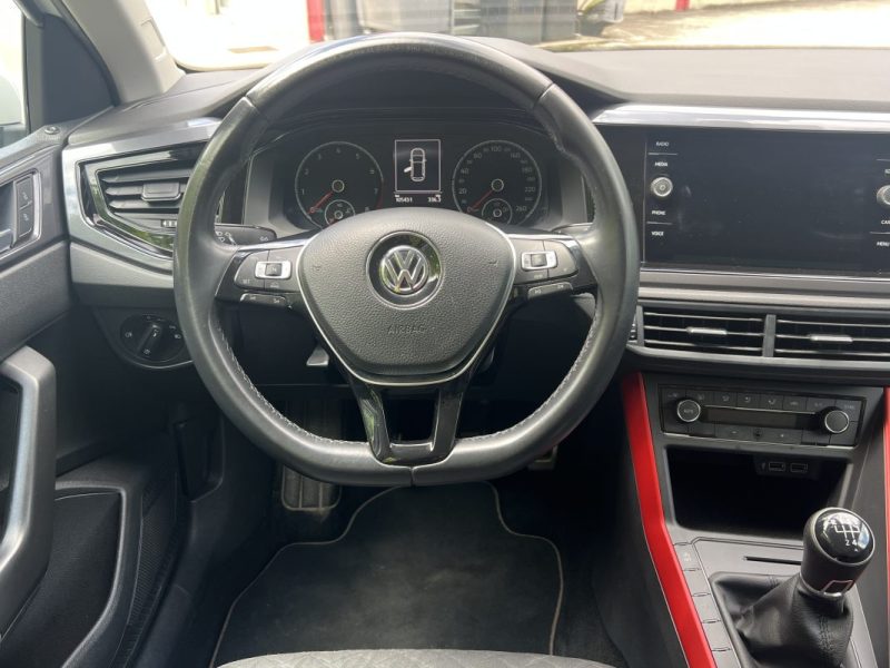 Volkswagen Polo VI 1.0l MPI CONNECT 65ch - Garantie 6 mois