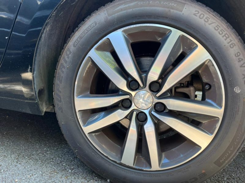 PEUGEOT 308 SW Active 130 ch Phase II 1.5 BlueHDi  Caméra de recul / Grand Coffre