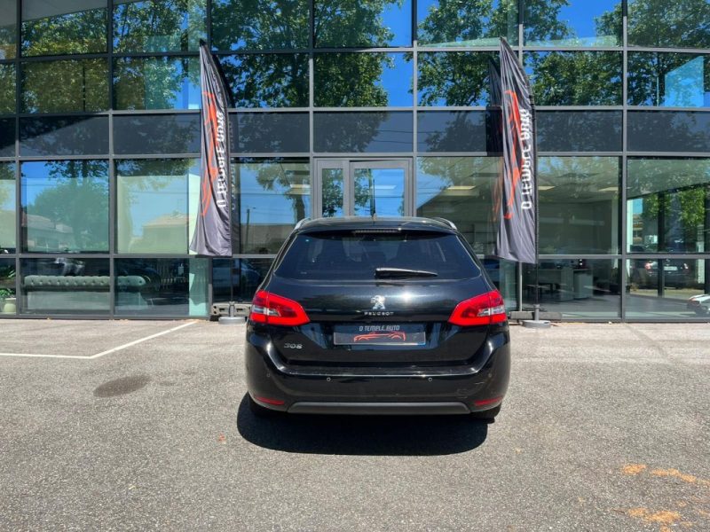 PEUGEOT 308 SW Active 130 ch Phase II 1.5 BlueHDi  Caméra de recul / Grand Coffre