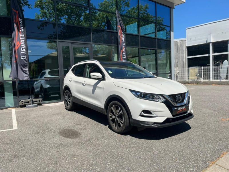 NISSAN Qashqai Tekna 115 ch Phase 2 1.5 dCi 2WD Barre de toit / Attelage / Caméra 360 / Toit pano