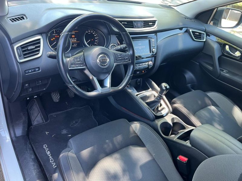 NISSAN Qashqai Tekna 115 ch Phase 2 1.5 dCi 2WD Barre de toit / Attelage / Caméra 360 / Toit pano
