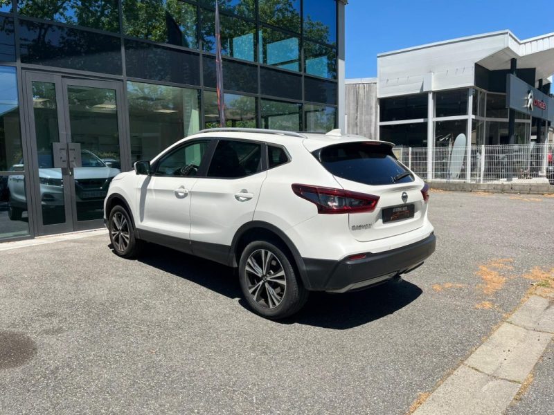 NISSAN Qashqai Tekna 115 ch Phase 2 1.5 dCi 2WD Barre de toit / Attelage / Caméra 360 / Toit pano