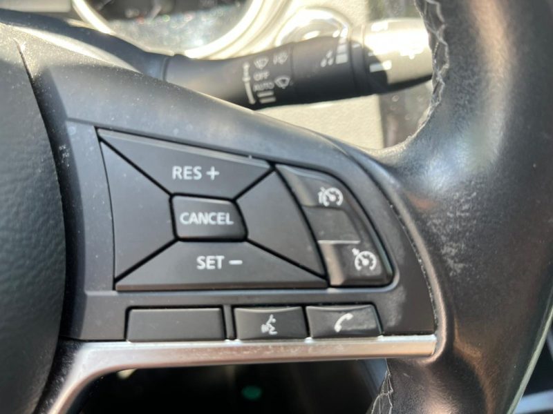 NISSAN Qashqai Tekna 115 ch Phase 2 1.5 dCi 2WD Barre de toit / Attelage / Caméra 360 / Toit pano
