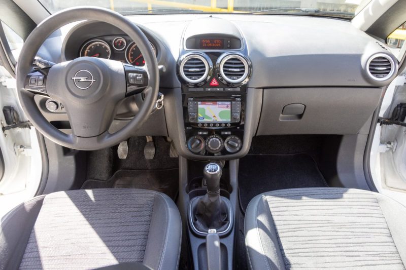 Opel Corsa 1.2 LPG Graphite - GPL (1€/L) & Essence - Climatisation - Bluetooth - Garantie 6 mois