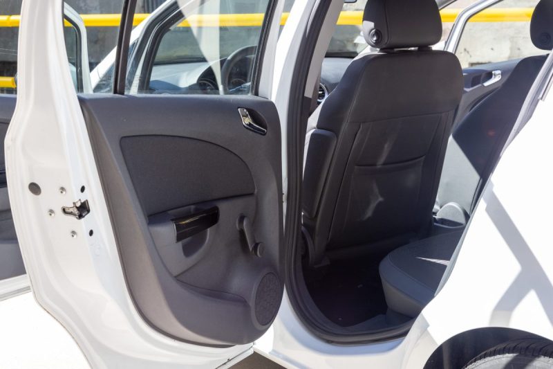 Opel Corsa 1.2 LPG Graphite - GPL (1€/L) & Essence - Climatisation - Bluetooth - Garantie 6 mois