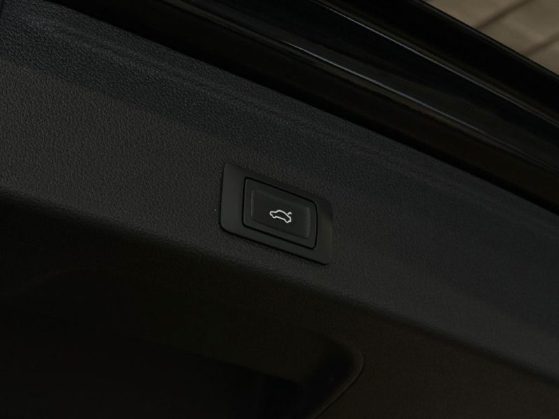 AUDI A4 AVANT ADVANCED 50TDI 286CH SLINE QUATTRO 