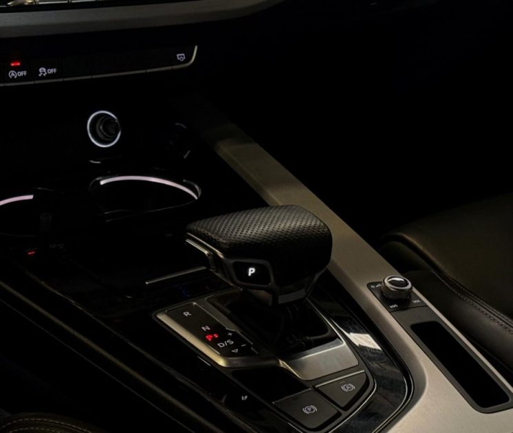 AUDI A4 AVANT ADVANCED 50TDI 286CH SLINE QUATTRO 
