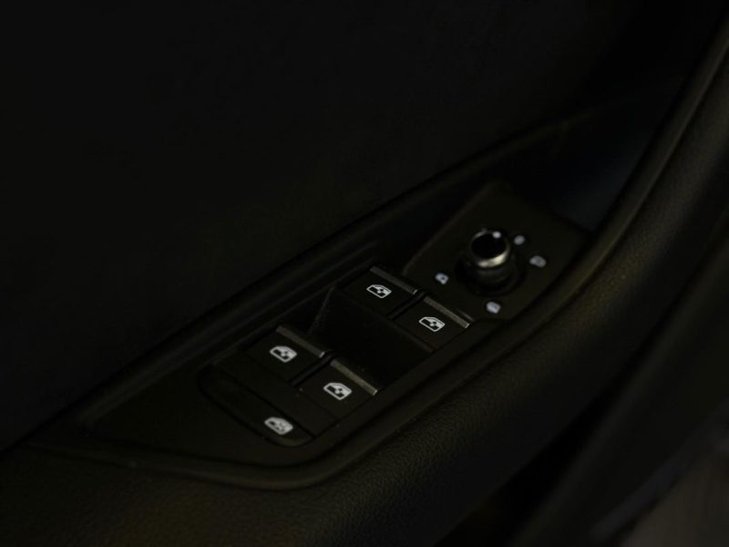 AUDI A4 AVANT ADVANCED 50TDI 286CH SLINE QUATTRO 
