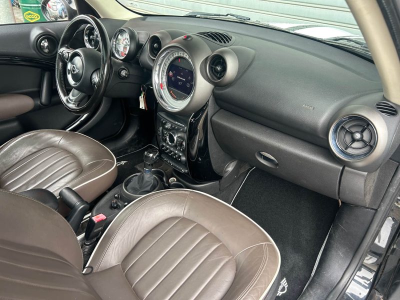 MINI MINI COUNTRYMAN COOPER 1598CM3 122CV  2011