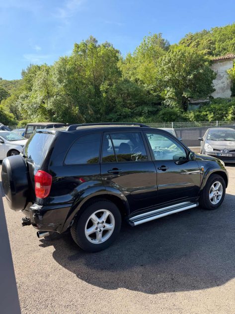 TOYOTA RAV4 2.0 D4D VX 2003