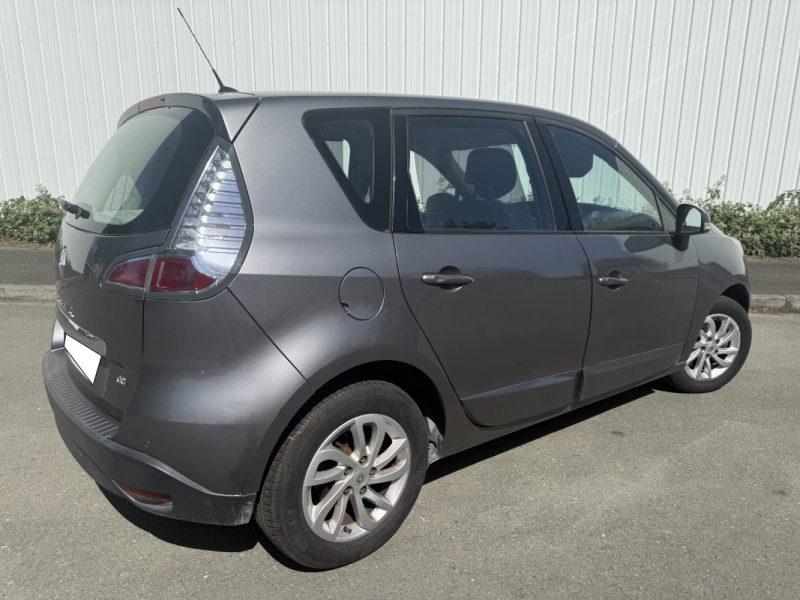 RENAULT SCENIC III 1.5 DCI 110 EXPRESSION 2012