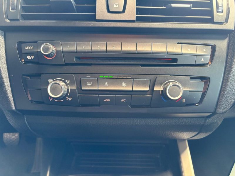 🚗 BMW SÉRIE 1 114i 102ch ⚙️ LOUNGE 3P 📱 Bluetooth 📡 Radar de recul ❄️ Climatisation